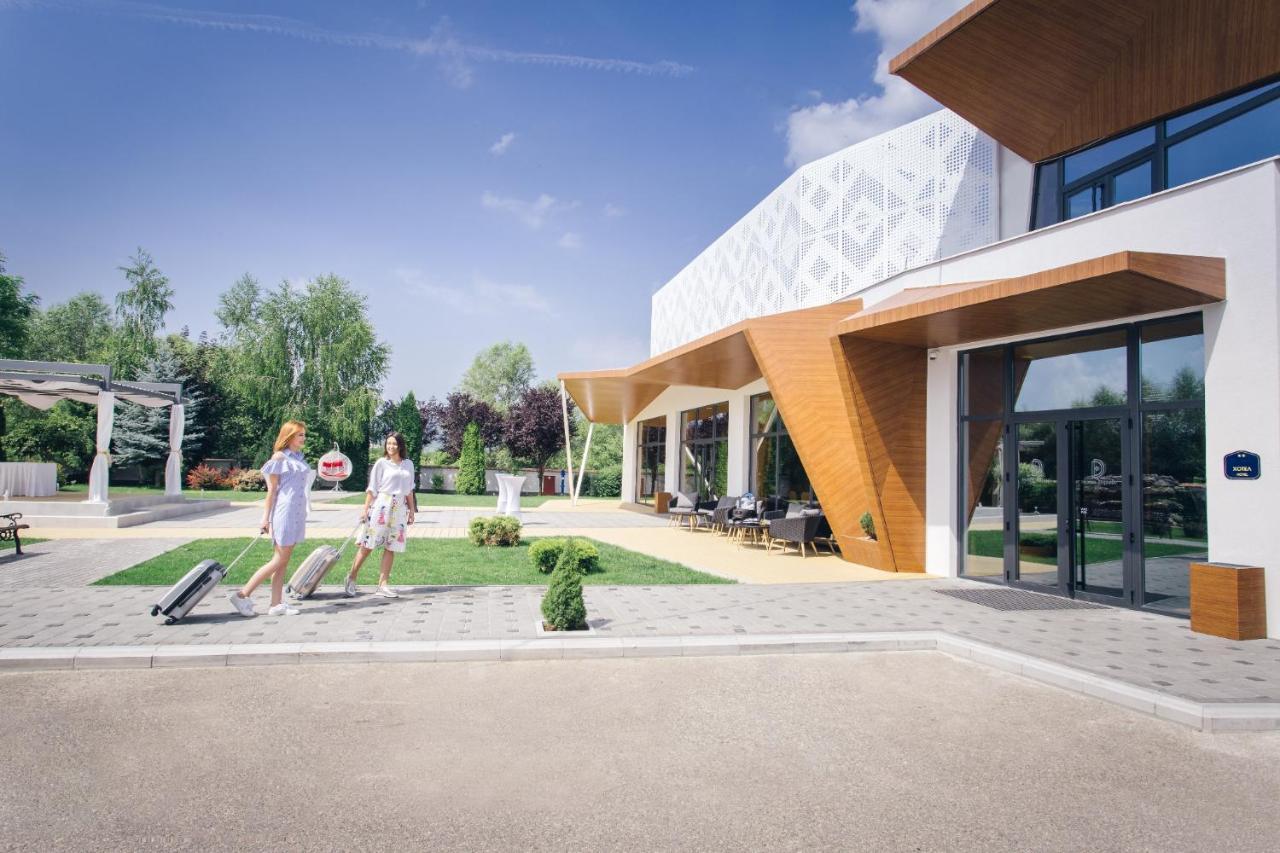 Hotel Dijana Пирот Екстериор снимка