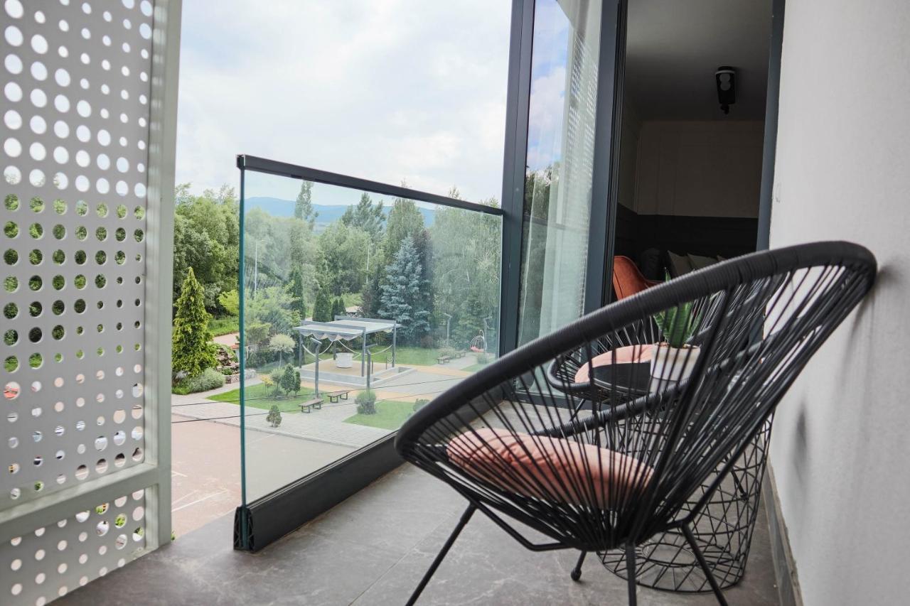 Hotel Dijana Пирот Екстериор снимка