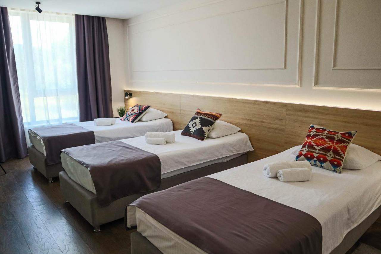 Hotel Dijana Пирот Екстериор снимка