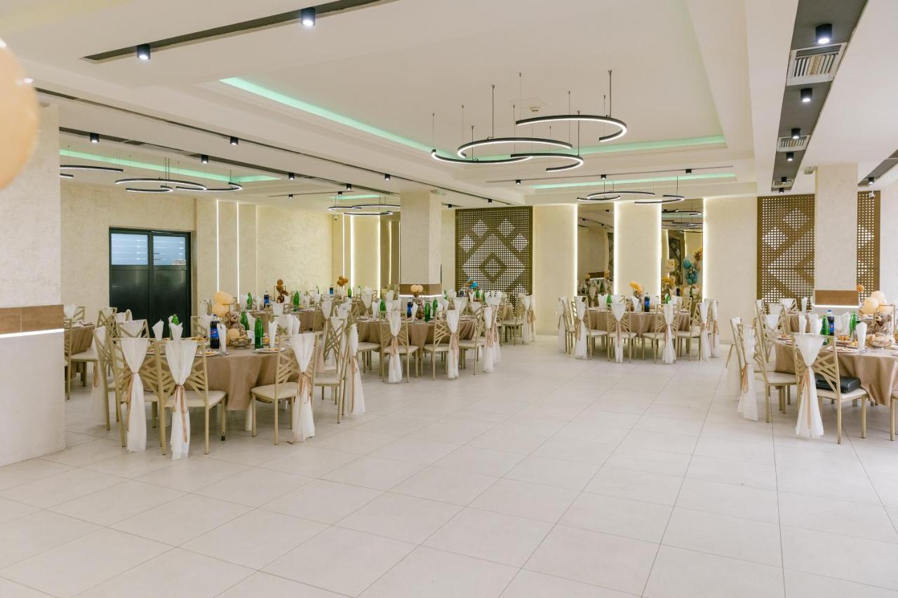 Hotel Dijana Пирот Екстериор снимка